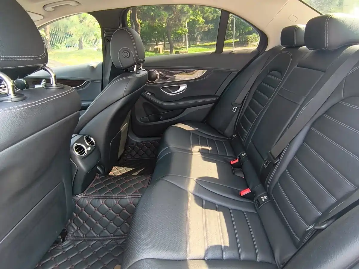 Mercedes-Benz C-Class 2015 C 180 L фото 6