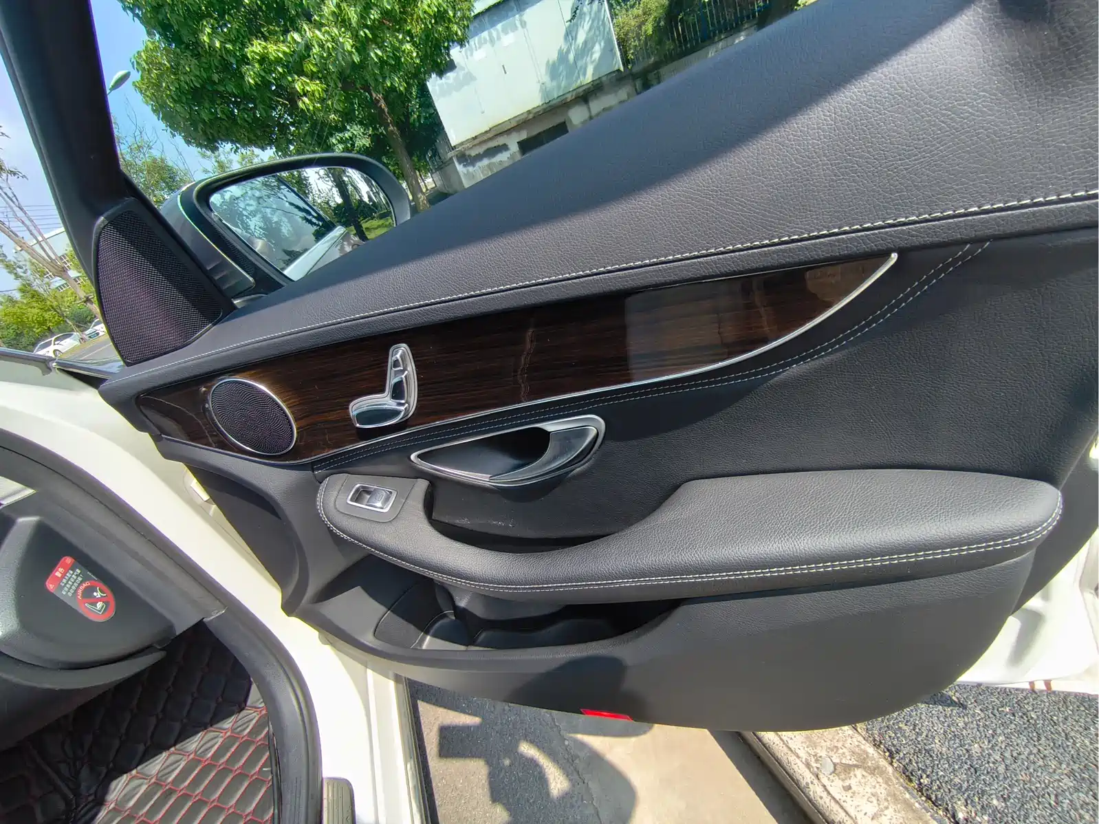 Фото 7 - Mercedes-Benz C-Class