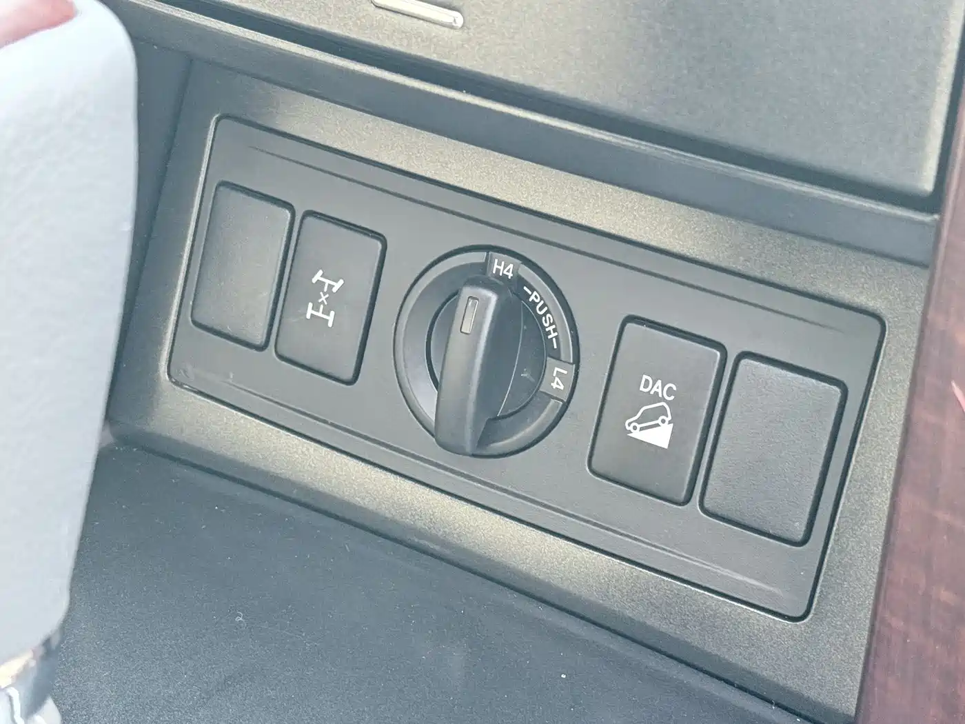 Toyota Prado 2014 4.0L Automatic TX-L NAVI фото 15