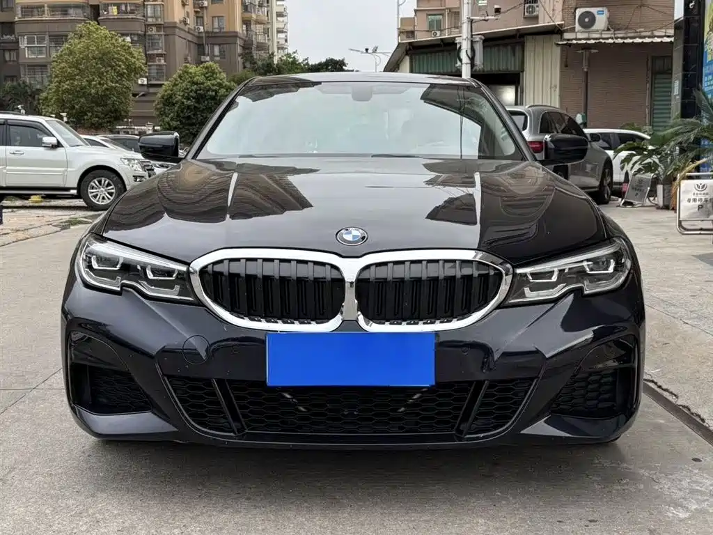 BMW 3-SERIES