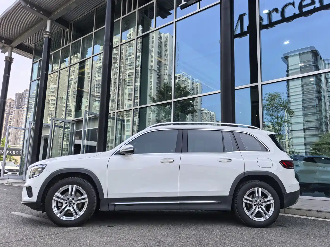 Mercedes-Benz GLB 2020 Facelift GLB 200 Dynamic фото 4