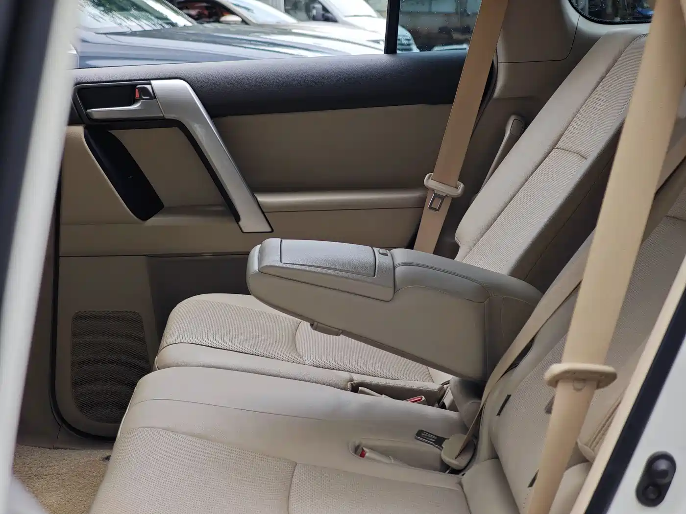 Toyota Prado 2018 3.5L Auto TX-L фото 18