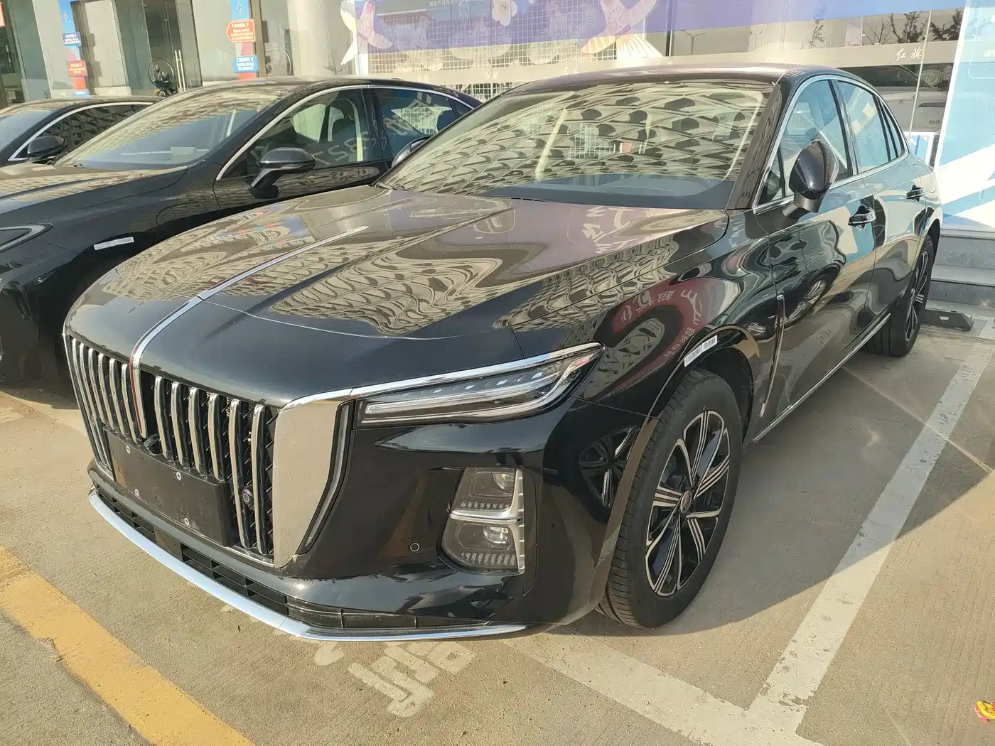 Hongqi H5 PHEV 2025 130 Super Hybrid Edition