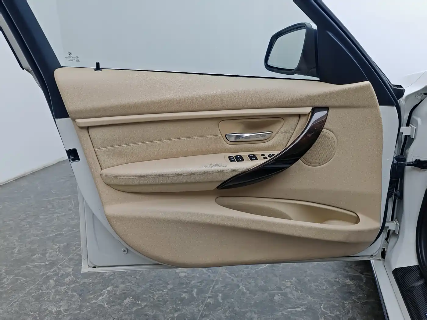 BMW 3 Series 2013 Facelift 320Li Luxury Design Package фото 19