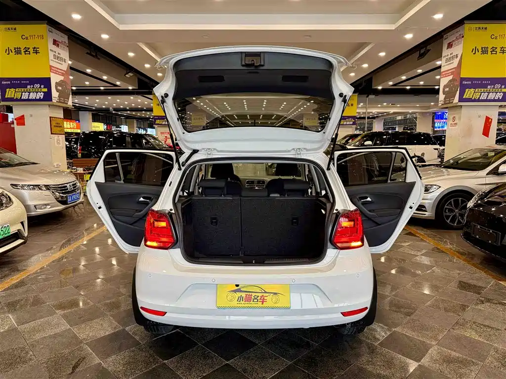 Volkswagen Polo 2018 1.5L Auto Comfort фото 12