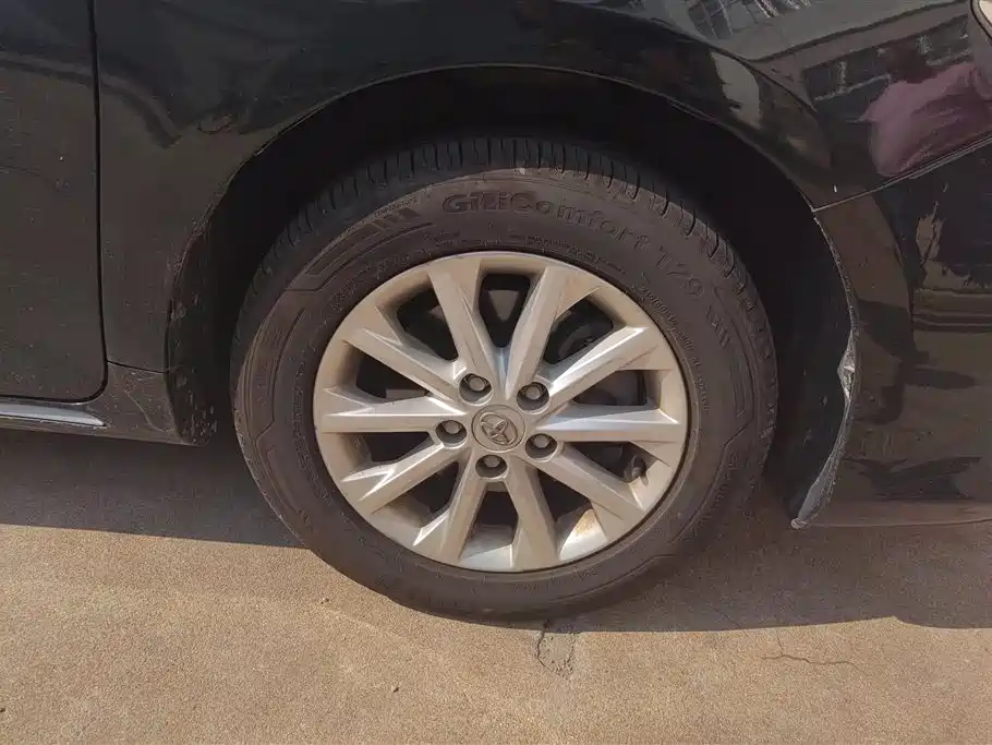 Toyota Camry 2013 2.5G Comfort фото 6
