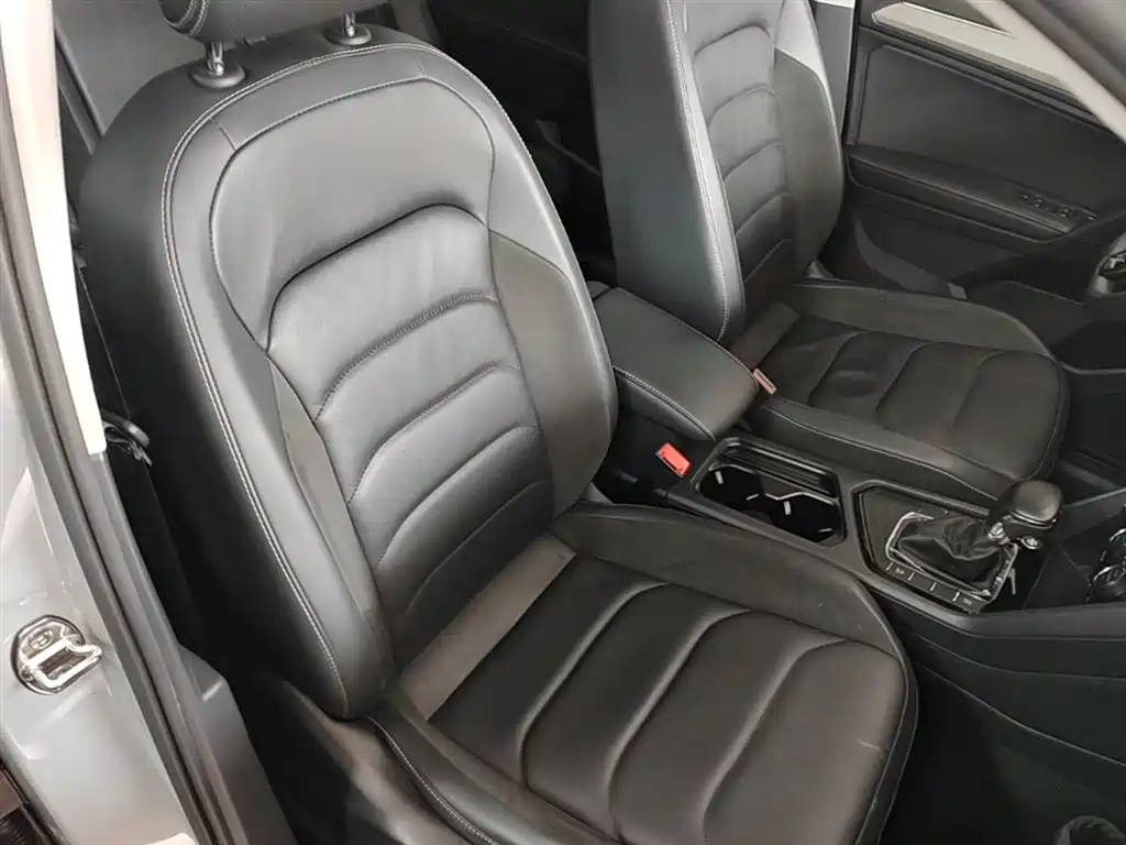 Volkswagen Tiguan L 2018 330TSI Automatic 2WD Luxury Edition фото 25