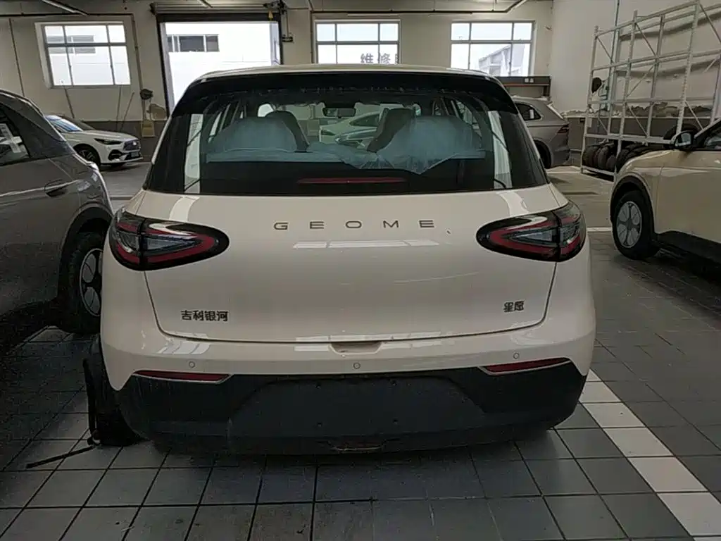 Geely Galaxy Starry Wish 2026 Edition 310km Youth Version фото 6