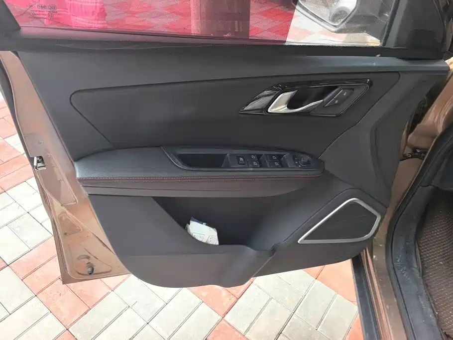 FAW Senya R7 2017 2017 Model 1.6L Automatic Luxury