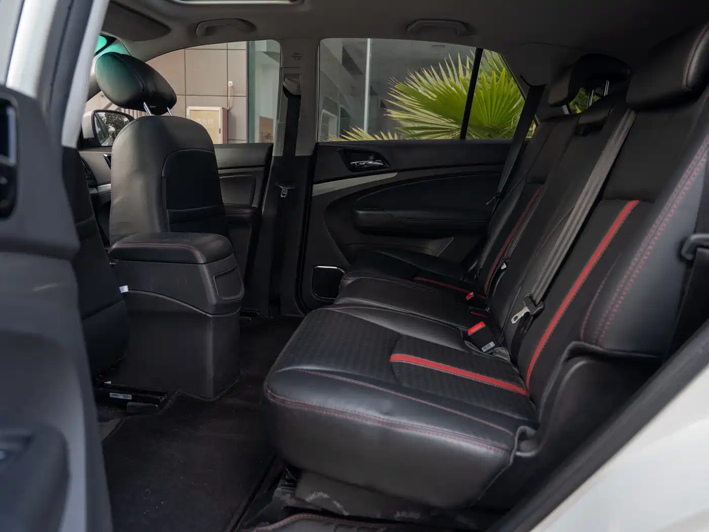 BYD S7 2015 2.0T Automatic Premium фото 7