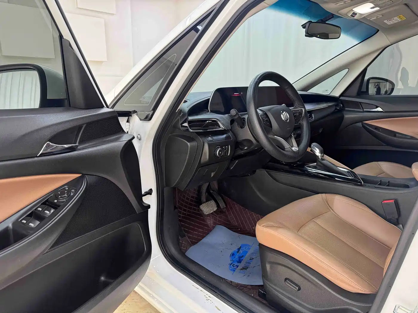 Buick GL6 2022 2021 323T Mild Hybrid Connected Luxury