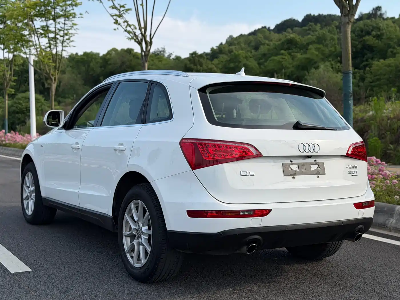 Audi Q5 2012 2.0TFSI Comfort фото 6