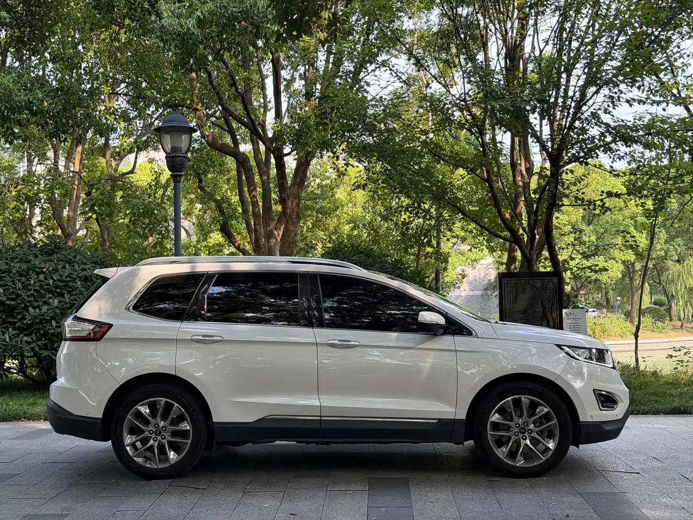 Ford Edge 2016 2016 EcoBoost 245 4WD Premium 7-Seater