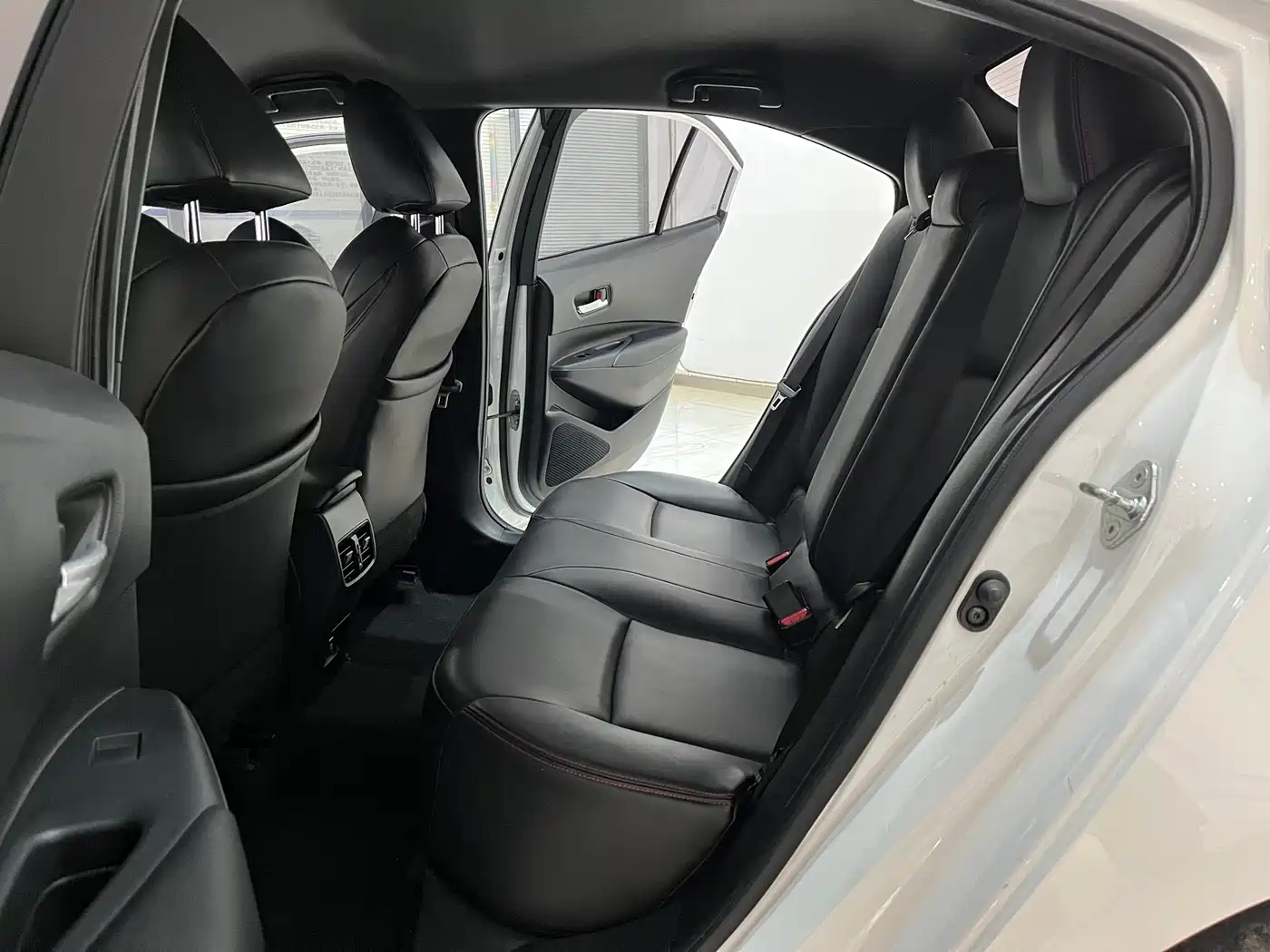 Toyota Levin 2022 Facelift TNGA 1.5L CVT Progressive Edition фото 9