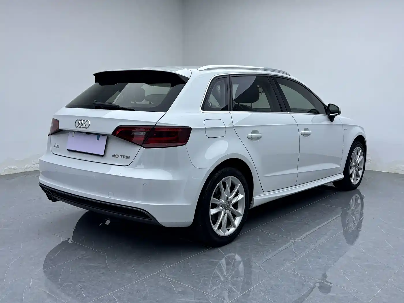 Audi A3 (Import) 2014 2014 Sportback 40 TFSI S line Comfort
