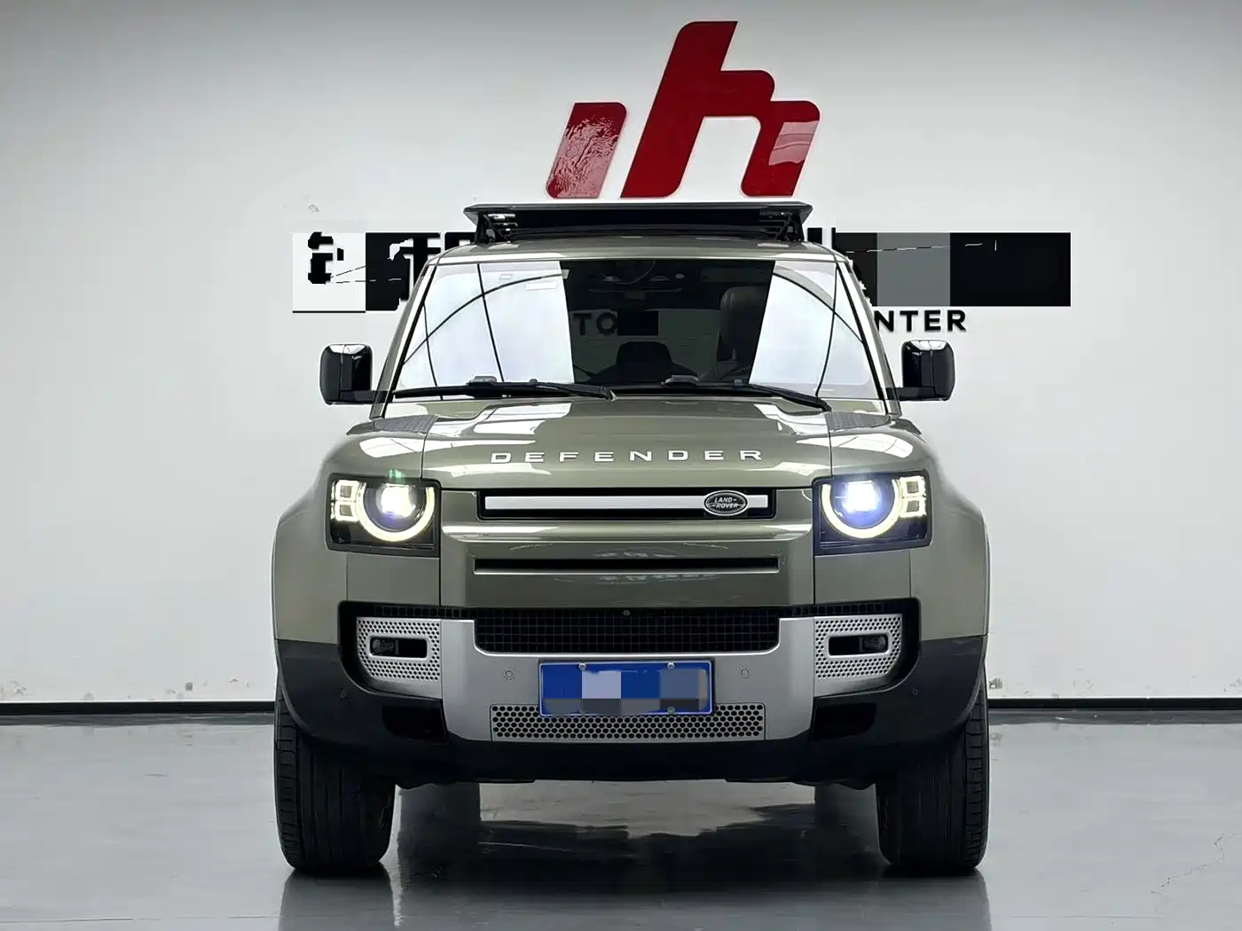 Land Rover Defender 2021 110 P400 SE фото 2