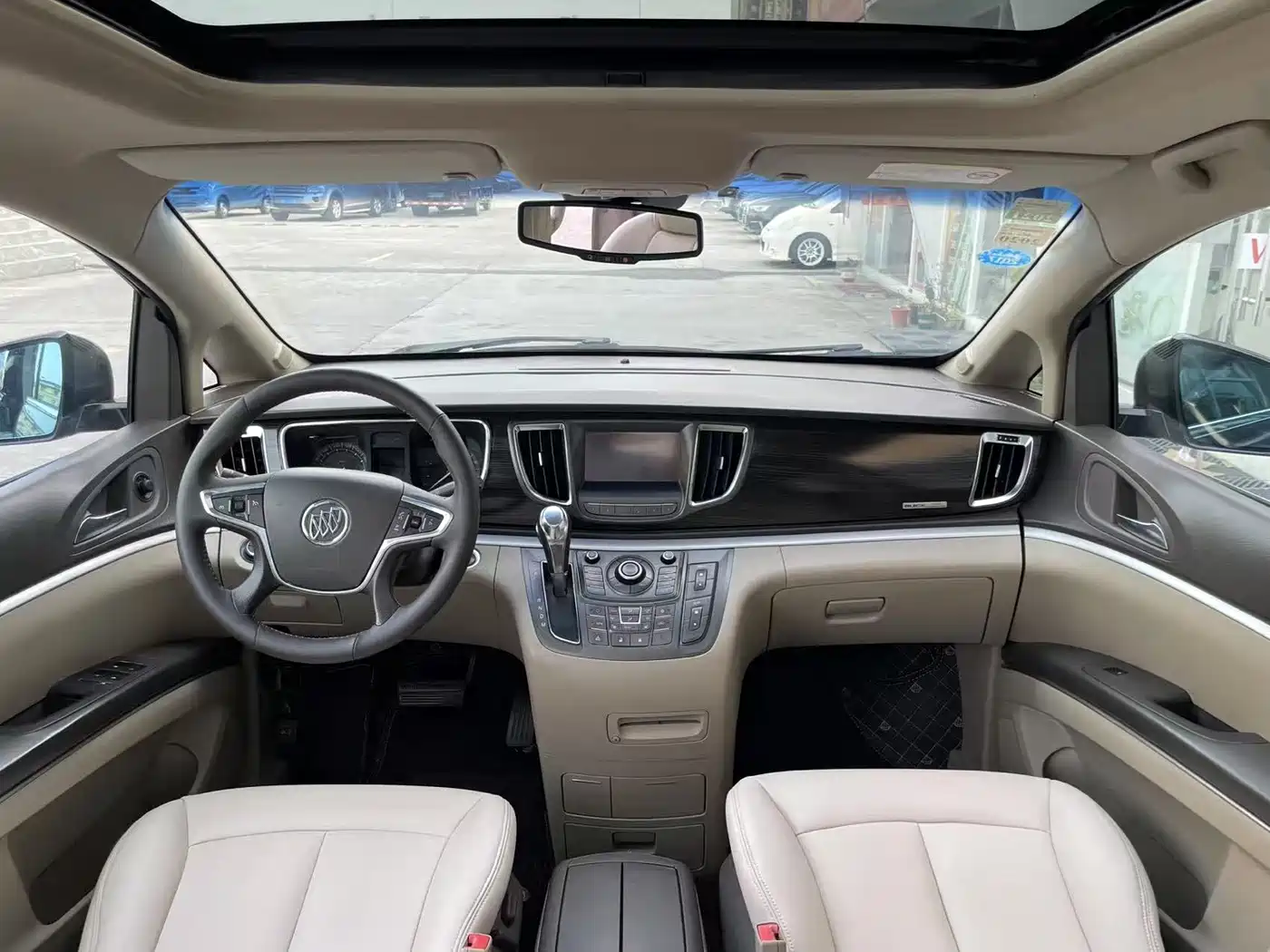 Buick GL8 2013 3.0L GT Luxury Business Elegance Edition фото 8