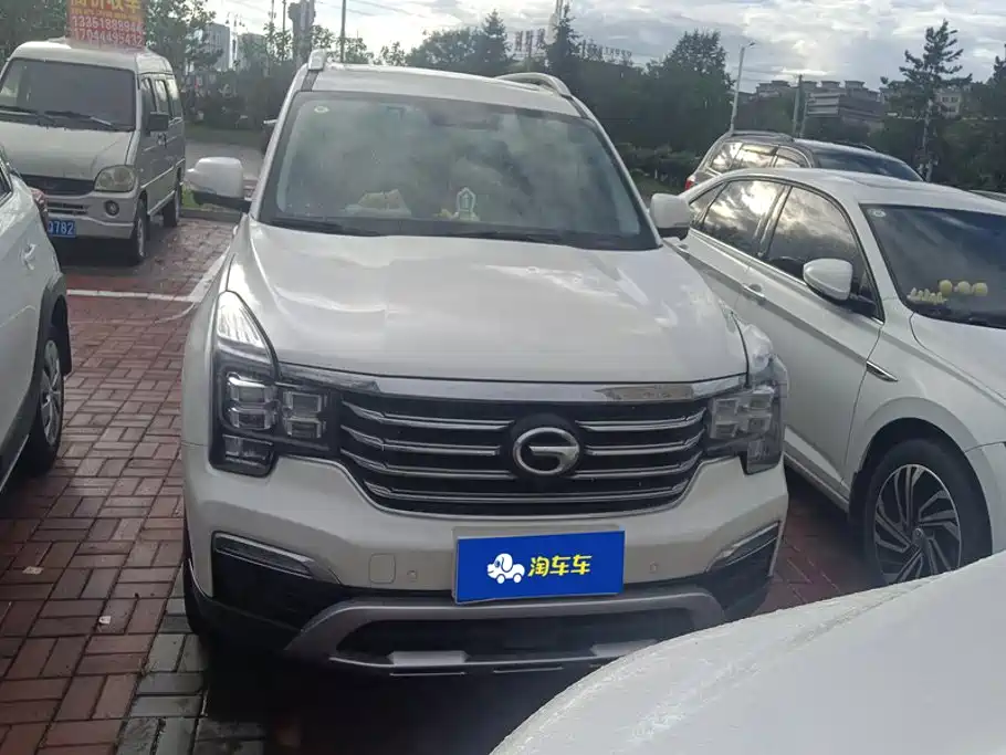 Фото 2 - GAC Trumpchi GS8