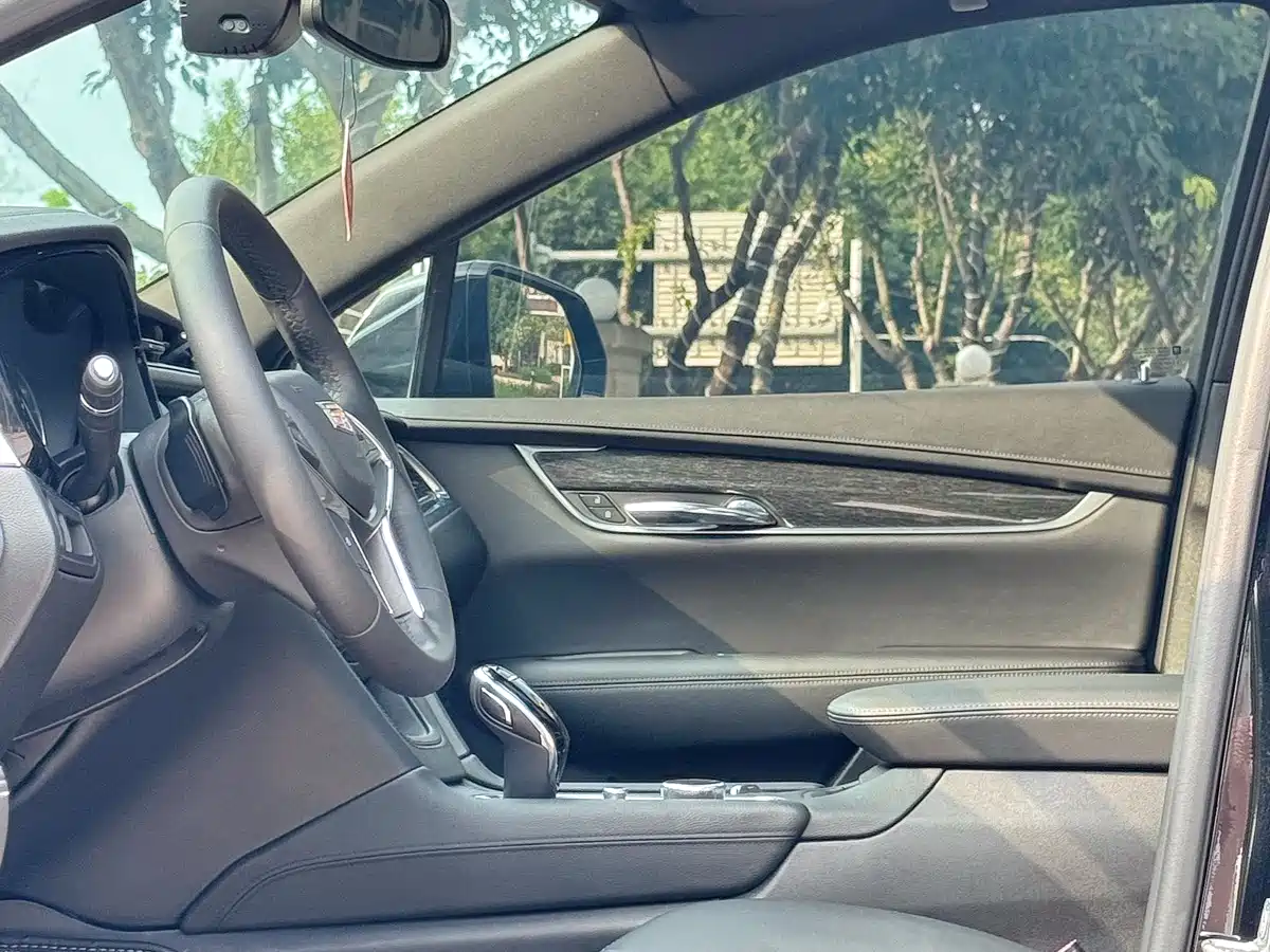 Cadillac XT5 2020 Facelift 28T Luxury Model фото 11