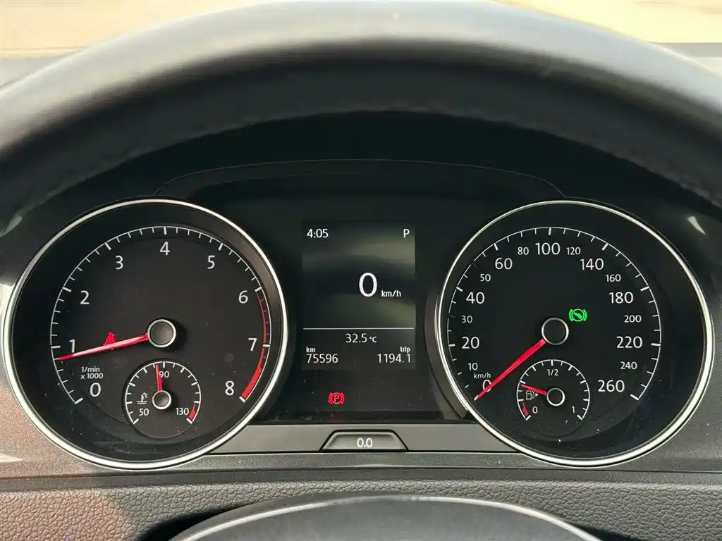 Volkswagen Golf 2018 1.6L Automatic Comfort фото 8