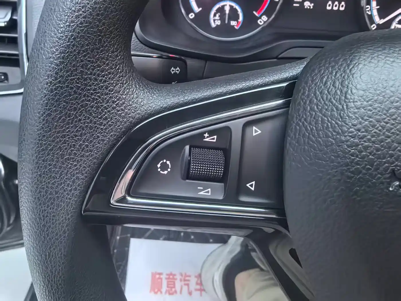 Škoda Karoq 2020 TSI280 Smart Luxury Edition China VI фото 12