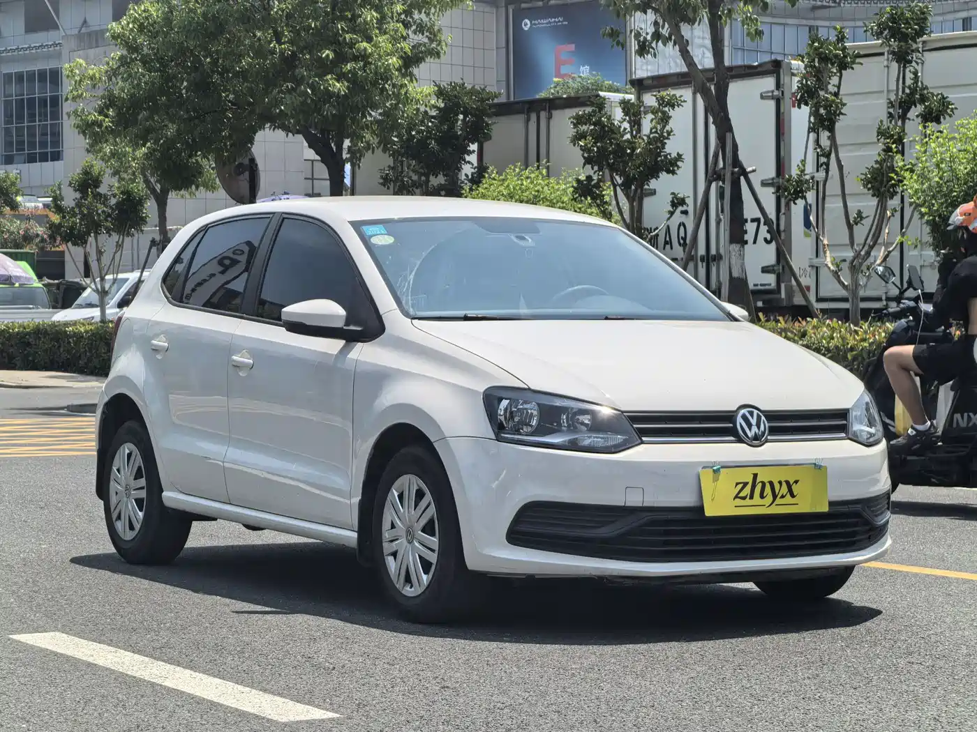 Volkswagen Polo 2018 1.5L Auto Safe Drive