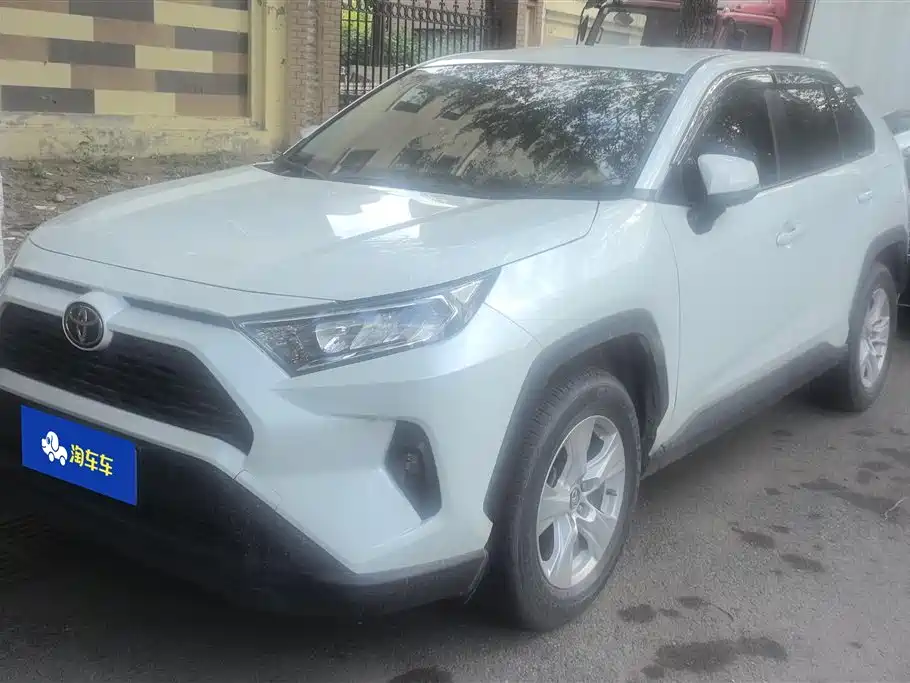 Toyota RAV4 Rongfang 2023 2.0L CVT 2WD Urban Edition