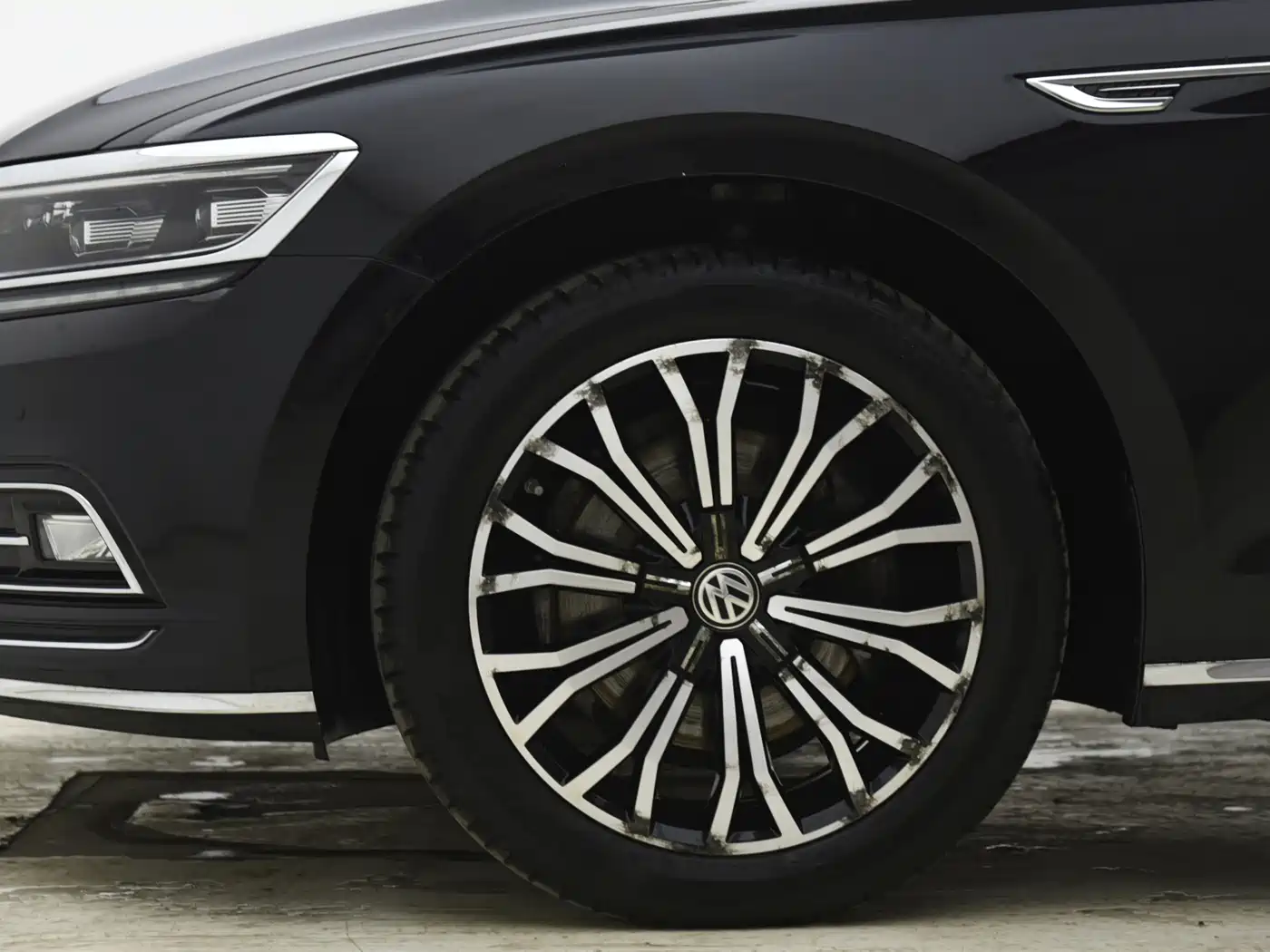 Volkswagen Phideon 2019 380TSI 2WD Business Edition China V фото 5