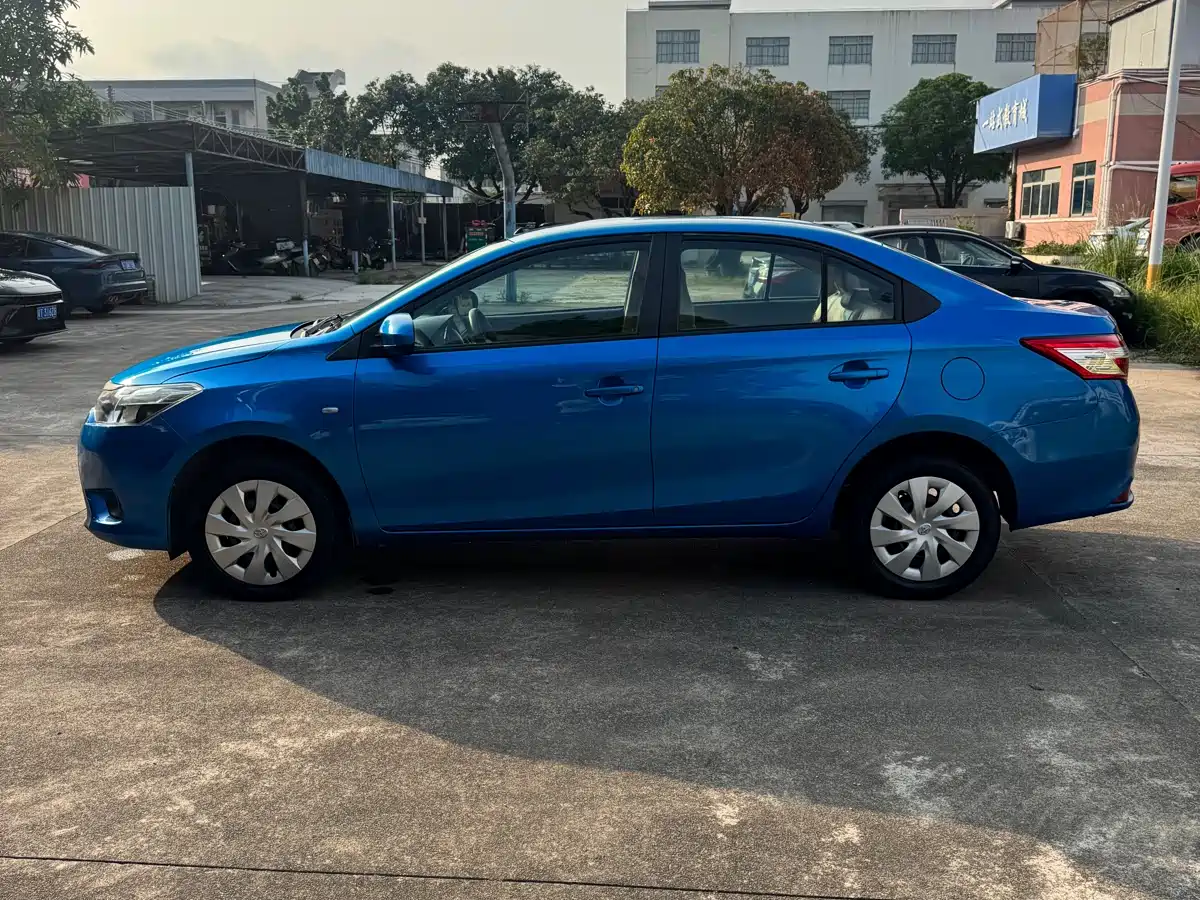Toyota Vios 2014 1.3L Automatic Stylish Edition фото 6