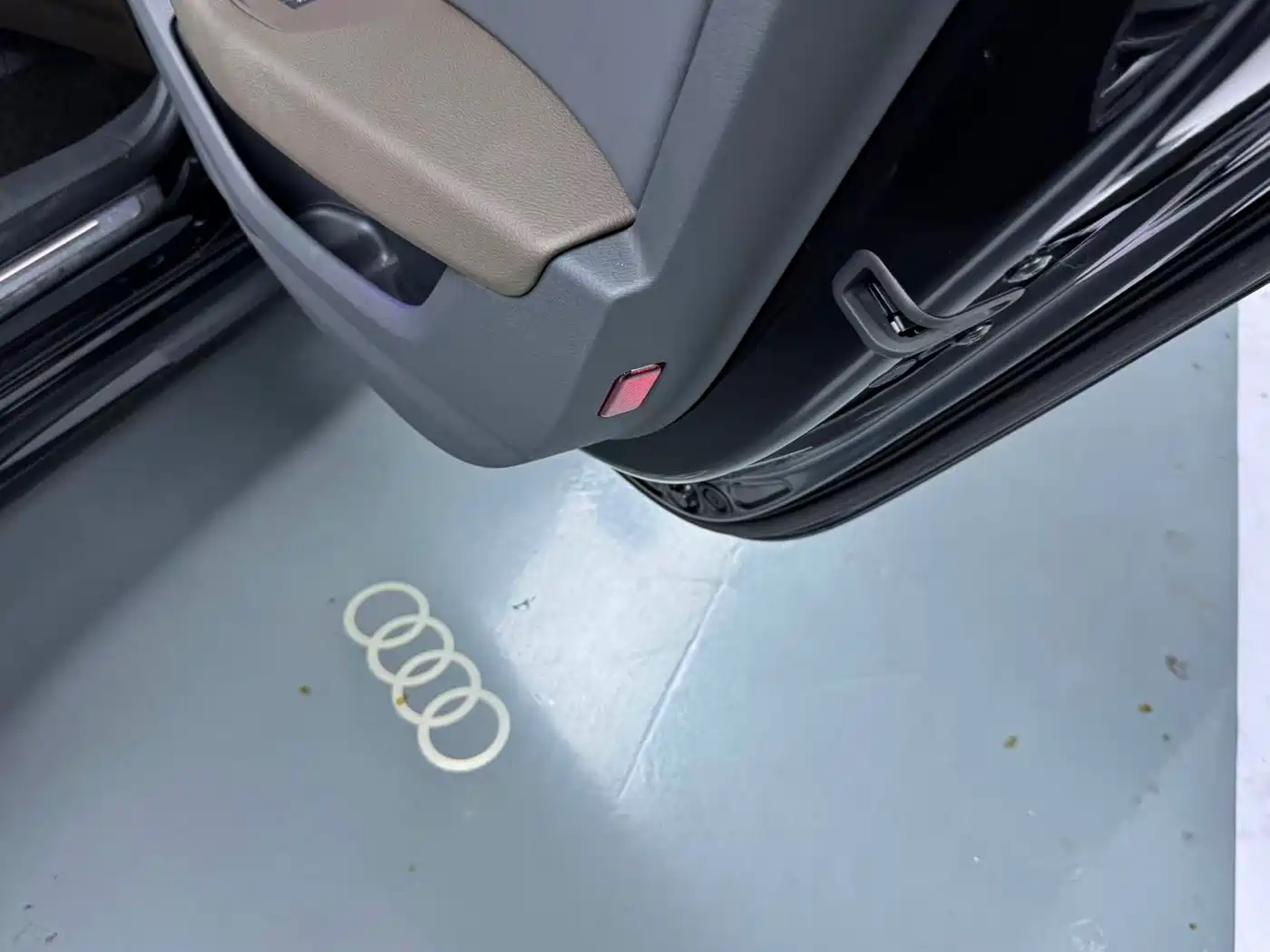Audi A7L 2024 45TFSI S-line Dream Edition Crystal Package фото 15
