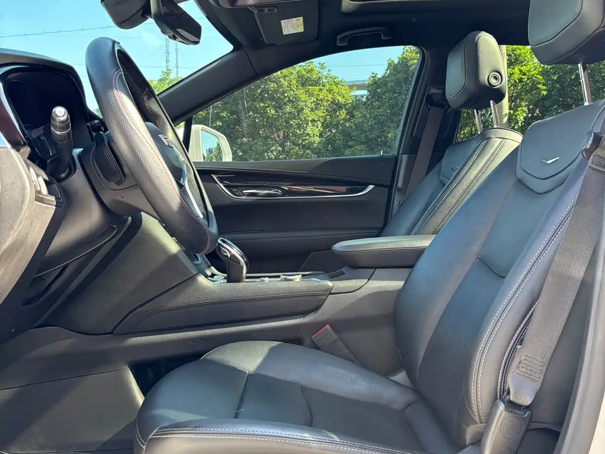 Cadillac XT5 2020 Facelift 28T Luxury Model фото 9