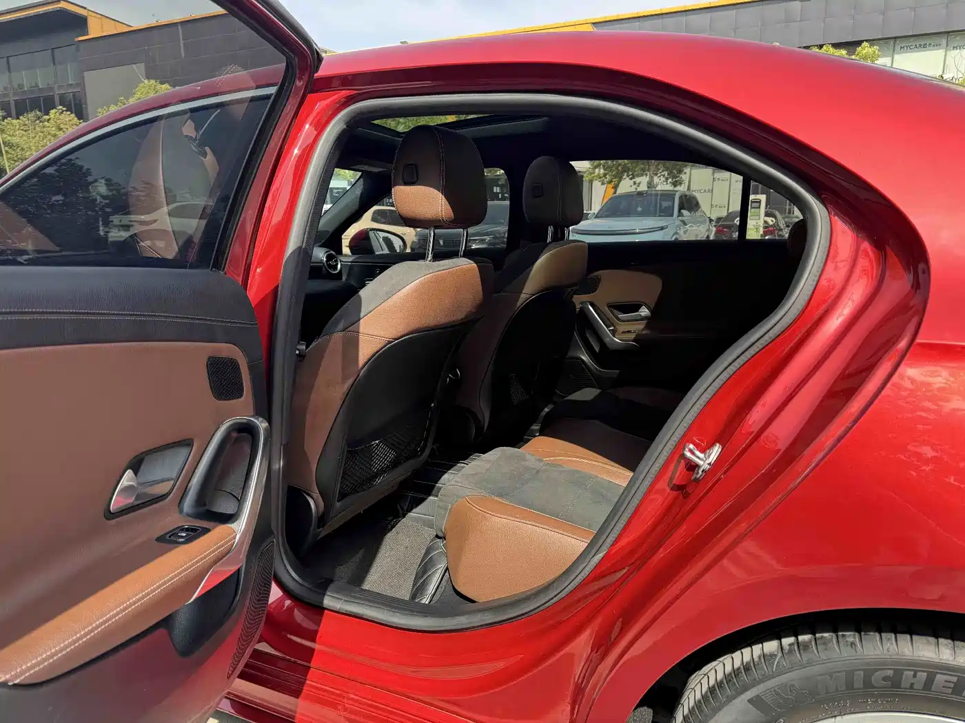 Mercedes-Benz A-Class 2019 A 200 L Sport Sedan фото 10
