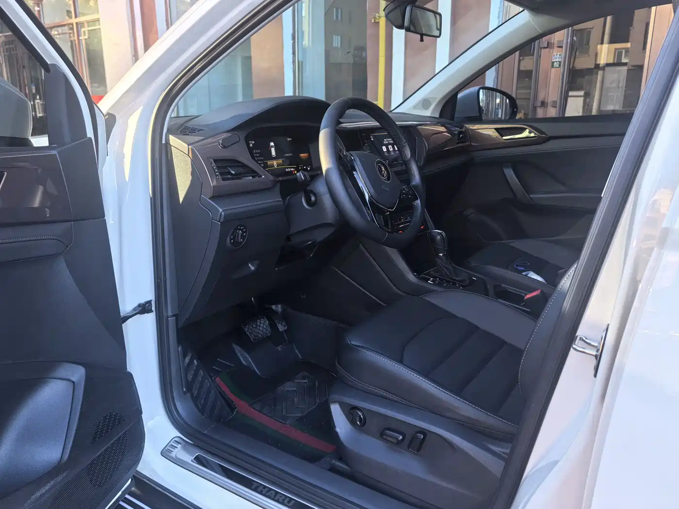 Volkswagen Tharu 2022 280TSI 2WD Comfort фото 7