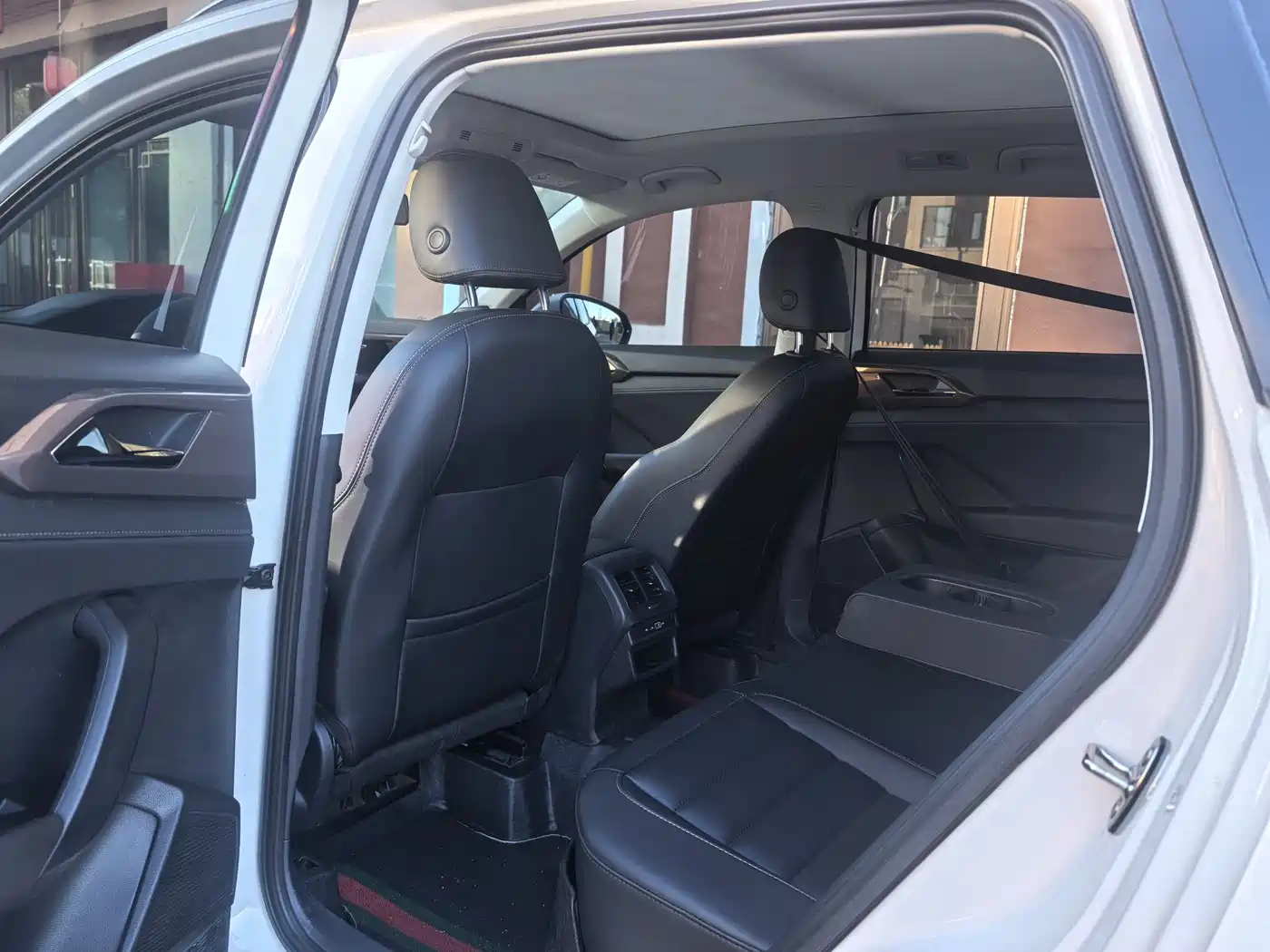 Volkswagen Tharu 2022 280TSI 2WD Comfort фото 8