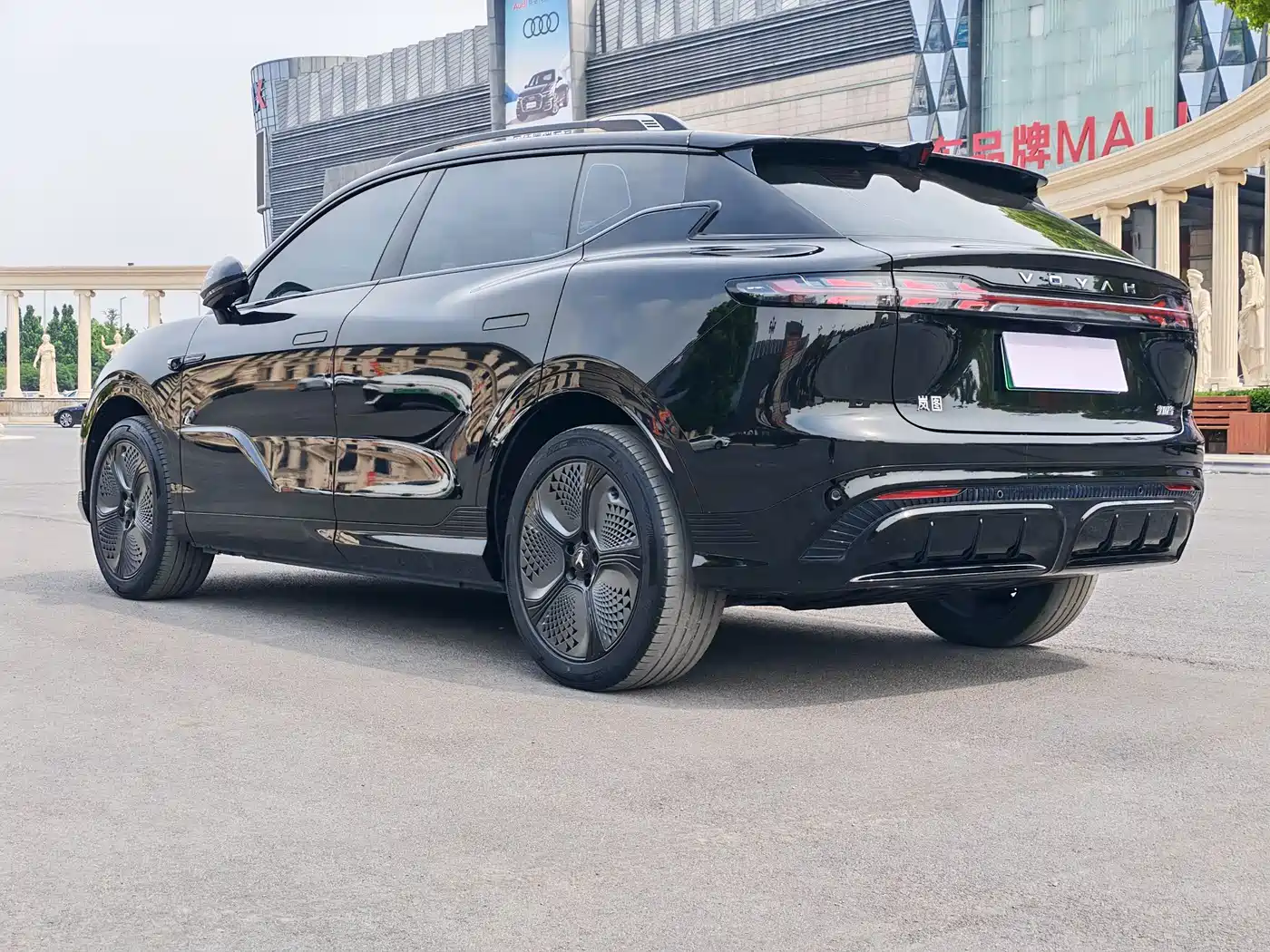 Voyah Auto Voyah Zhiyin 2024 Long Range Smart Edition фото 7