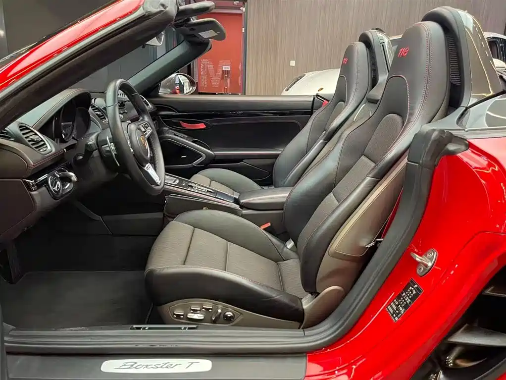 Фото 4 - Porsche 718