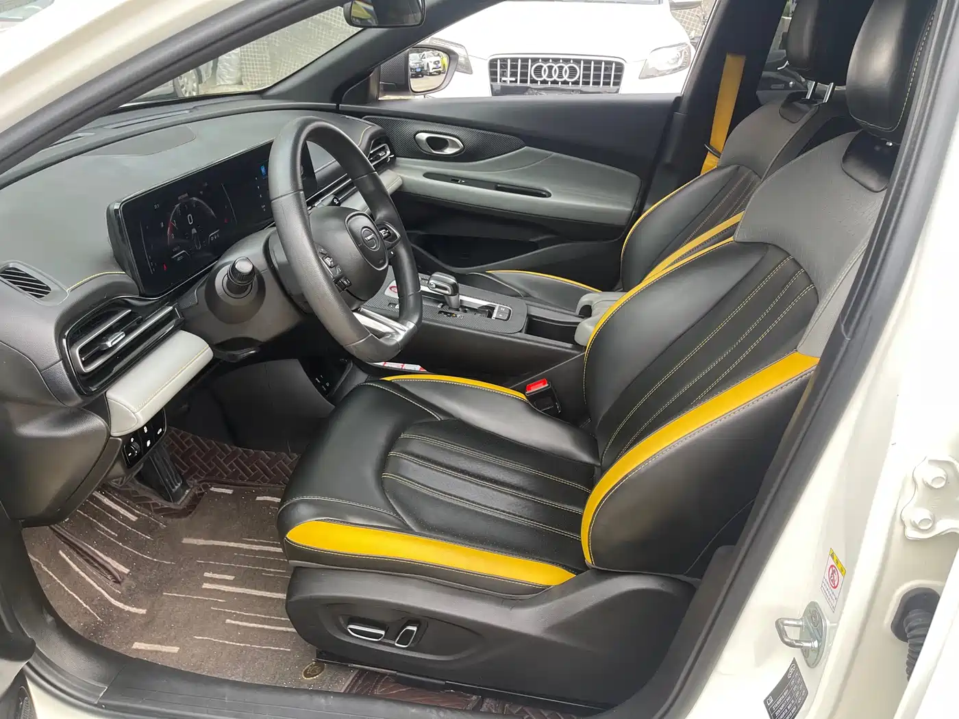 GAC Trumpchi Trumpchi Emkoo 2021 270T DCT J11 Edition фото 4