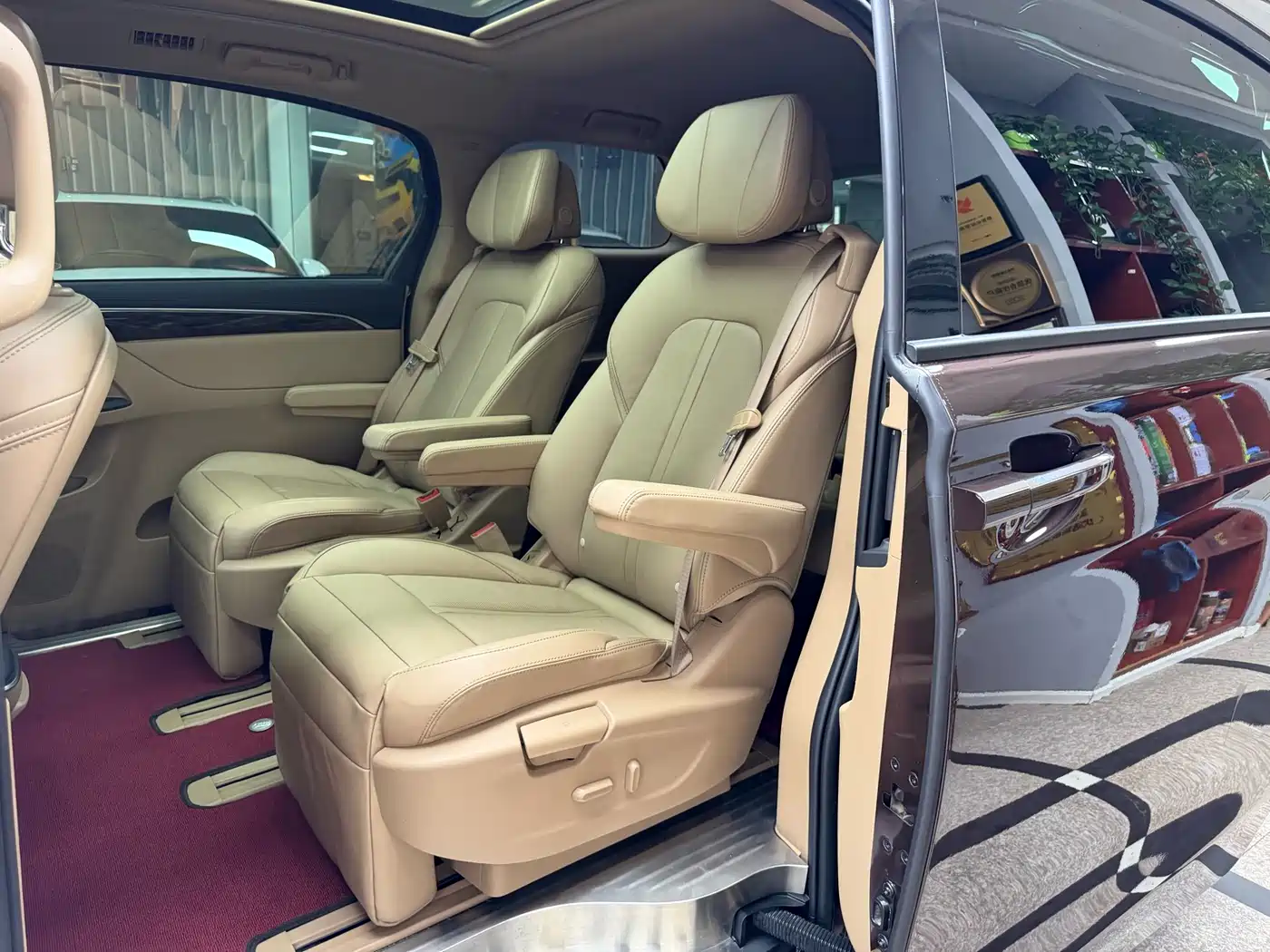 Buick GL8 2018 ES 28T Luxury Type China VI фото 20