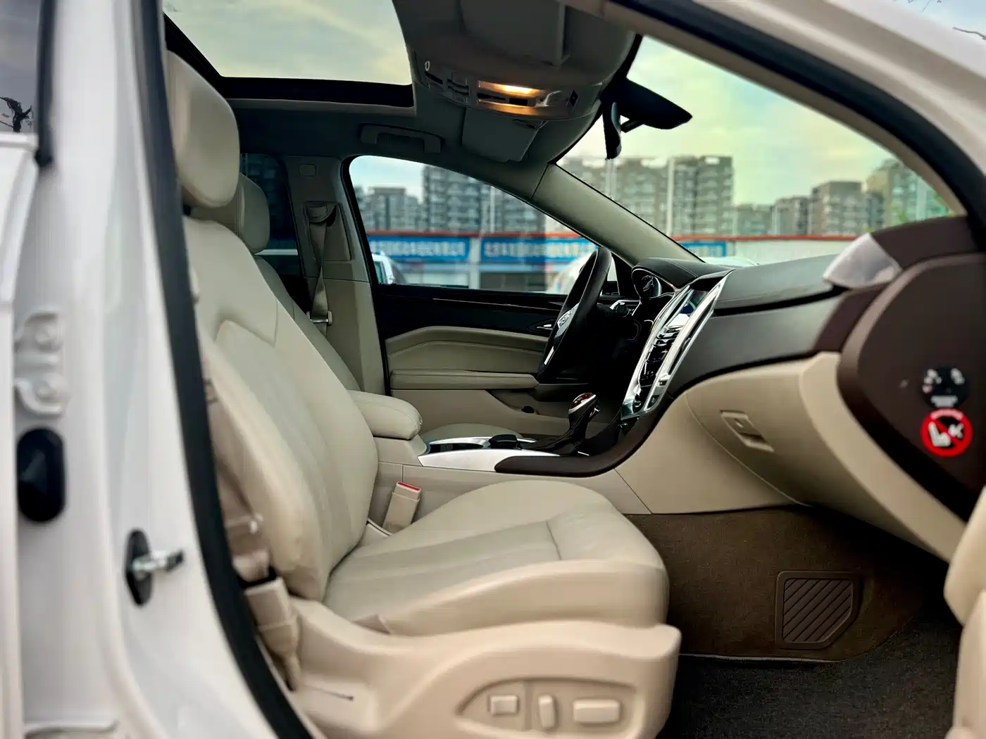 Cadillac SRX 2014 3.0L Elite Model фото 28