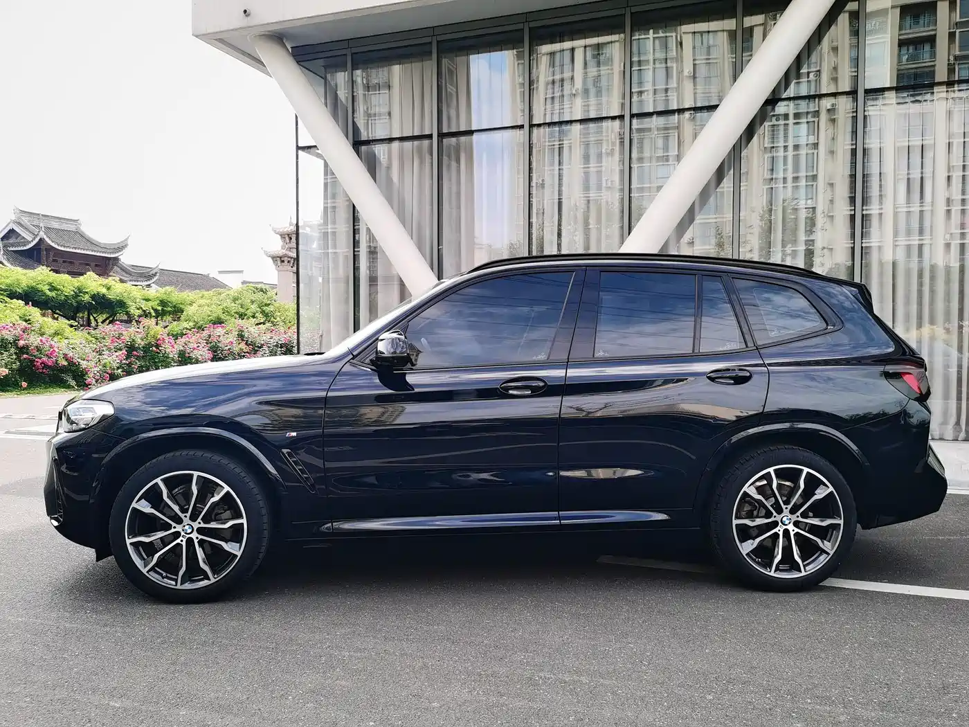 BMW X3 2023 xDrive30i Leading M Night Package фото 3