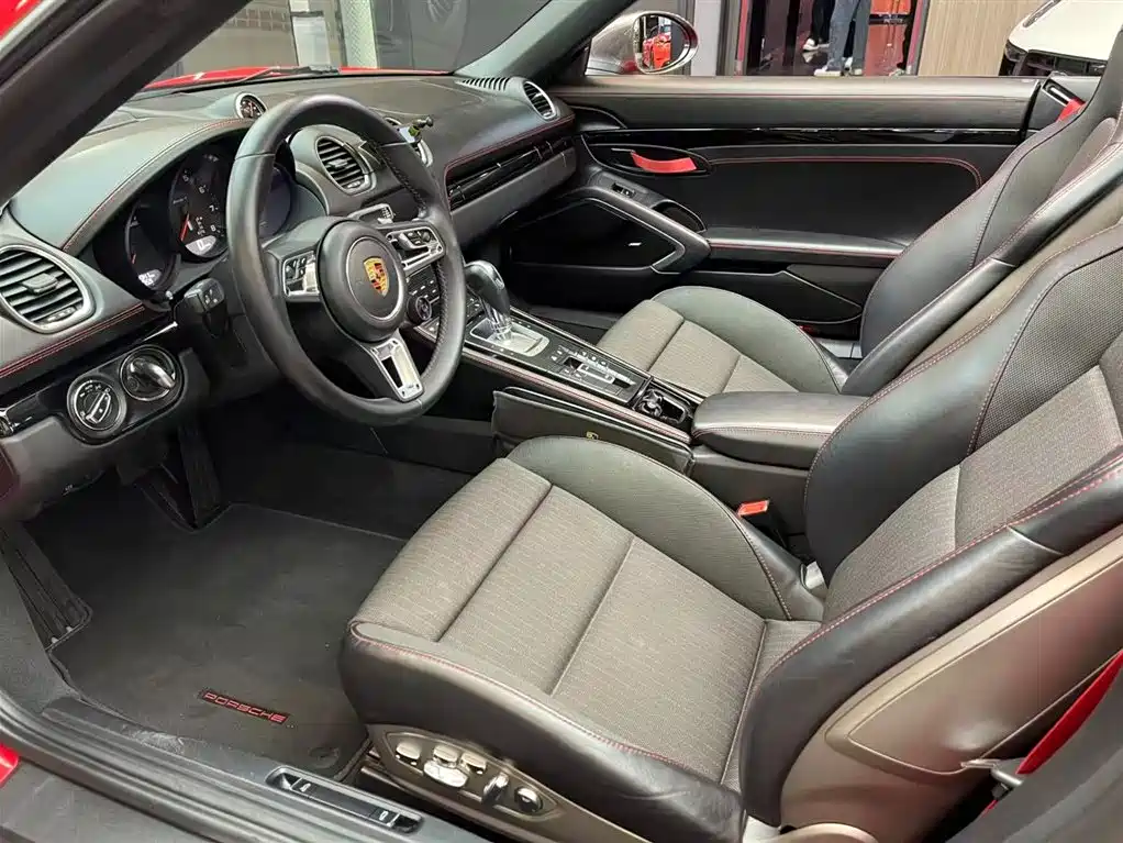 Фото 7 - Porsche 718