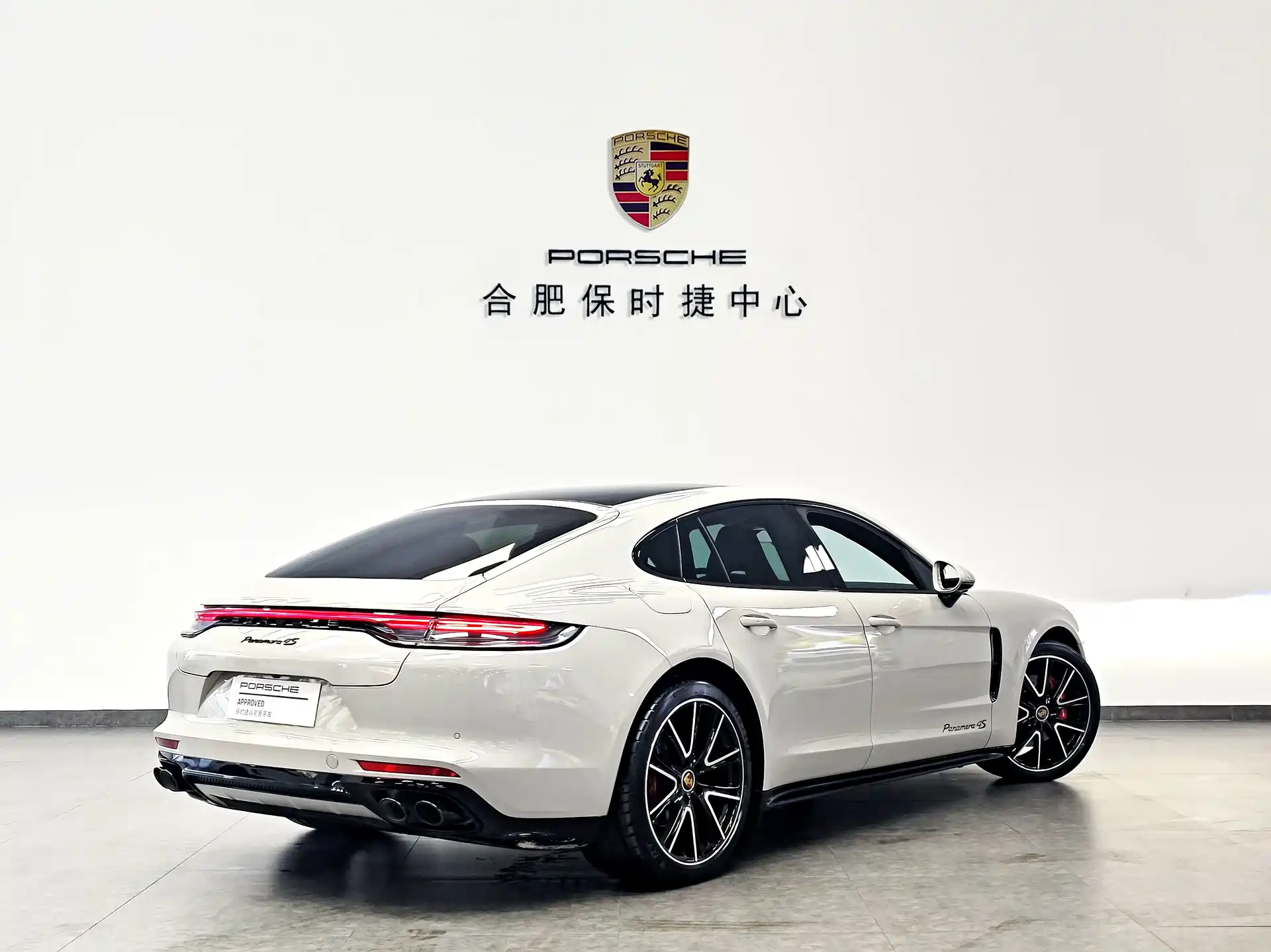 Фото 4 - Porsche Panamera