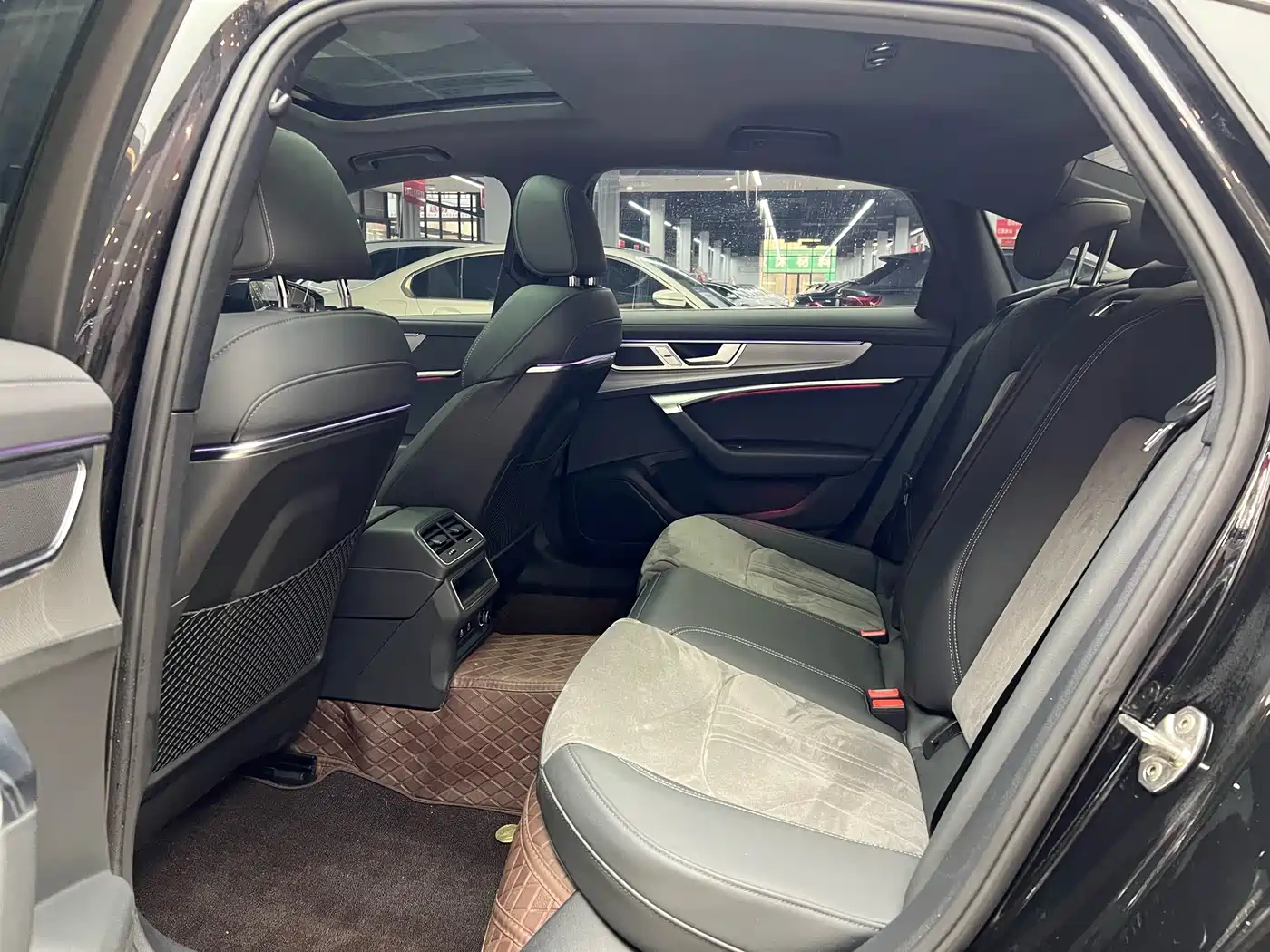 Audi A6L 2023 40 TFSI Luxury Dynamic фото 15