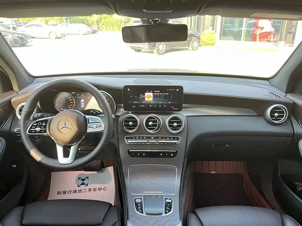 Mercedes-Benz GLC 2021 GLC 260 L 4MATIC Luxury фото 15