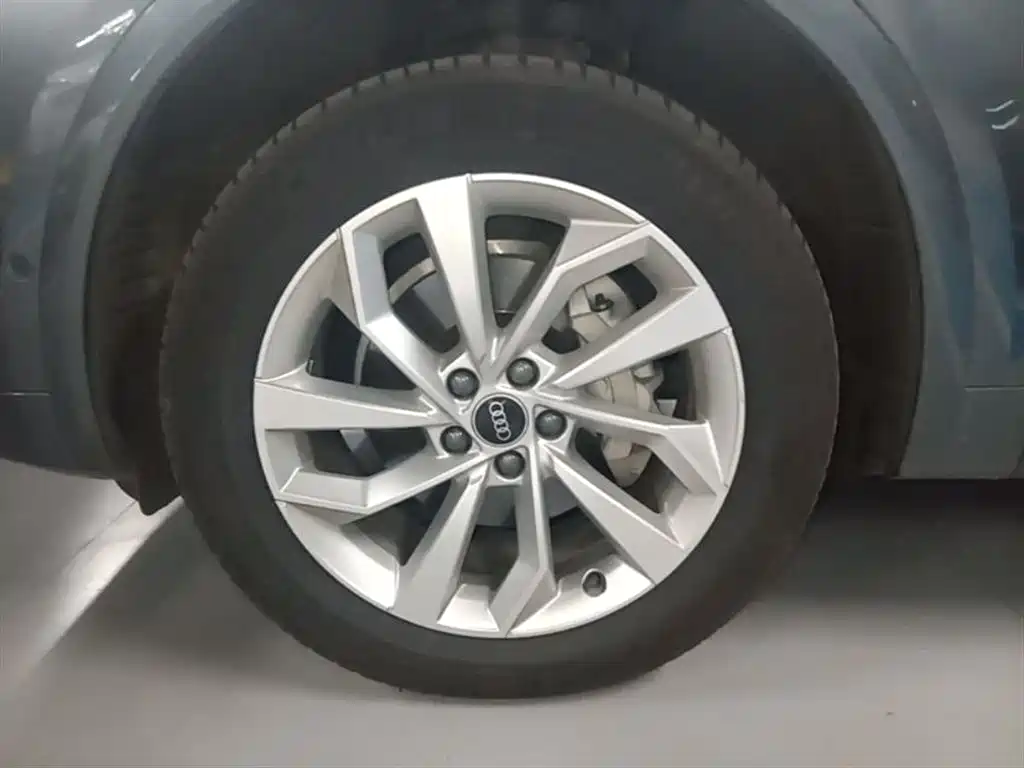Audi Q5L 2021 40 TFSI Luxury Dynamic фото 23