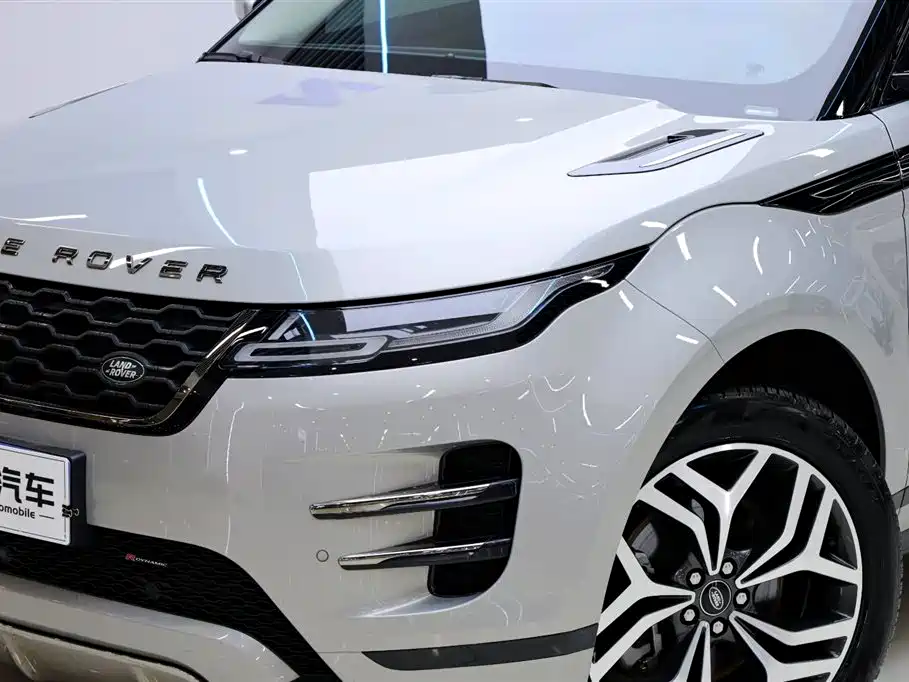 Land Rover Range Rover Evoque 2023 Range Rover Evoque L 249PS Luxury Edition фото 10