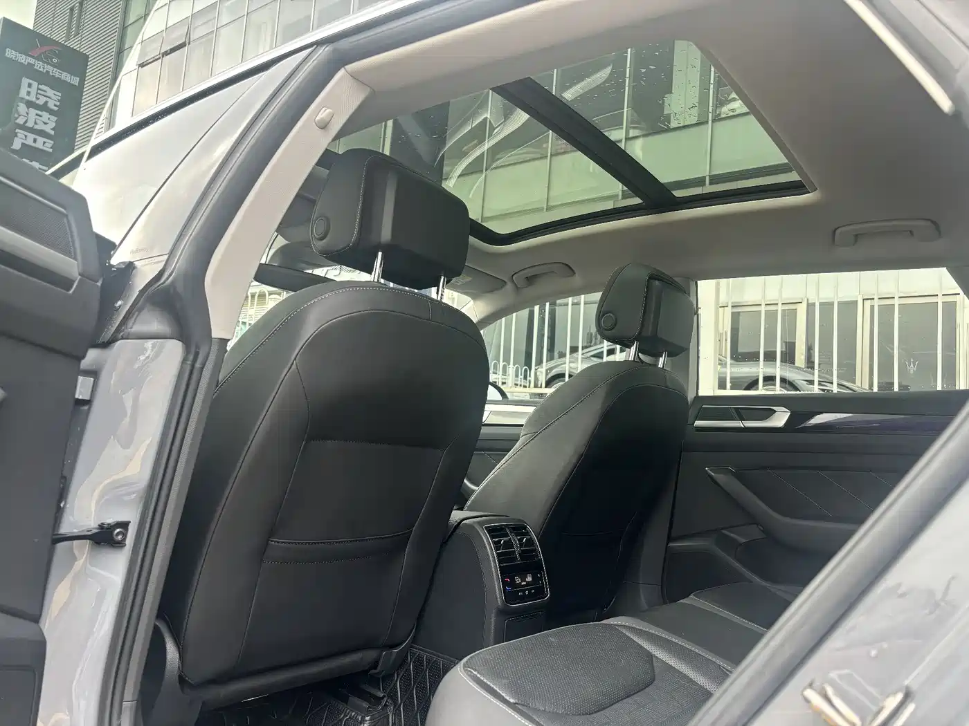 Volkswagen FAW-Volkswagen CC 2023 Shooting Brake 380TSI Hunter's Heart Edition фото 8