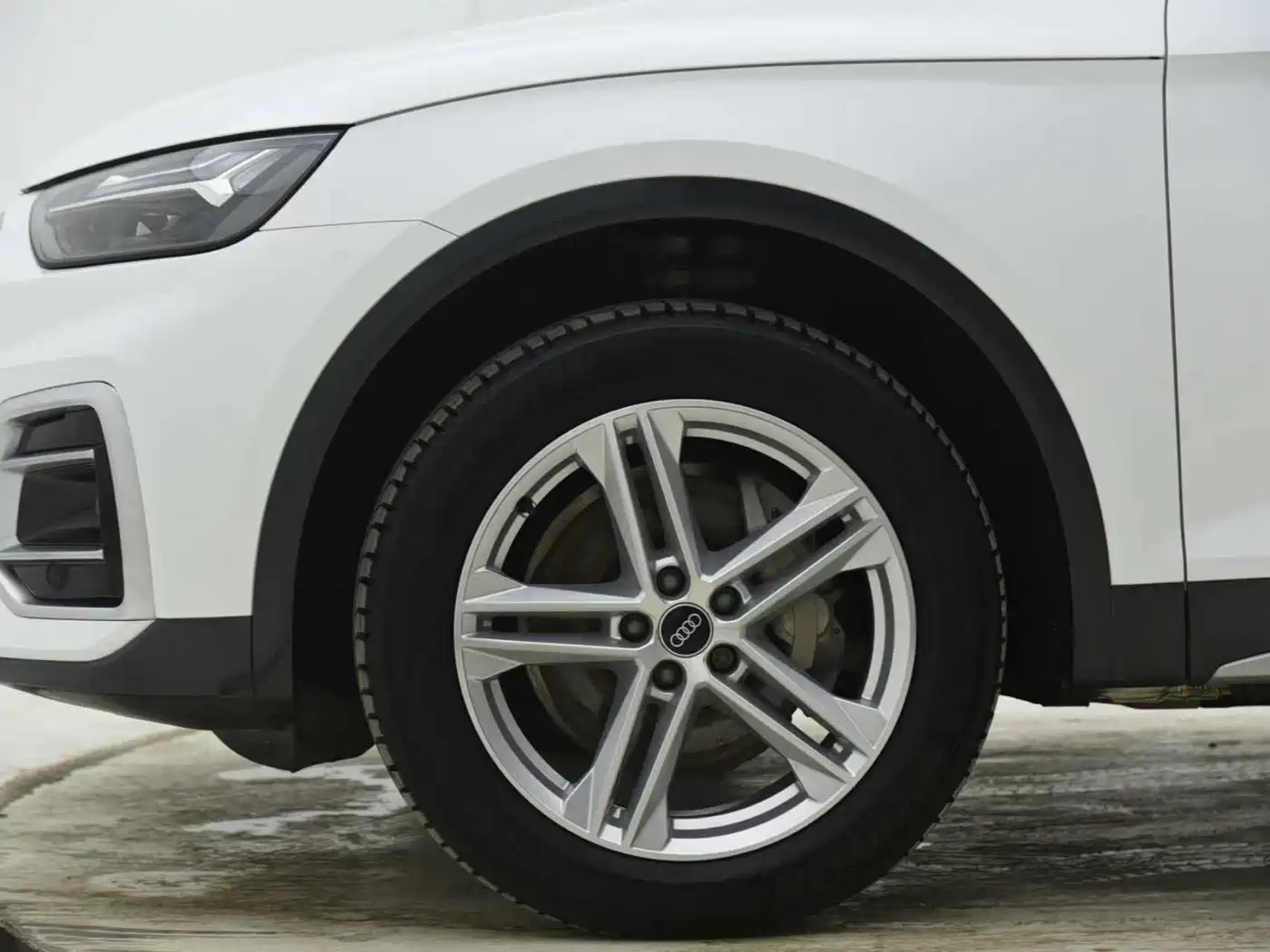 Audi Q5L 2023 40T Fashion Elegance фото 5