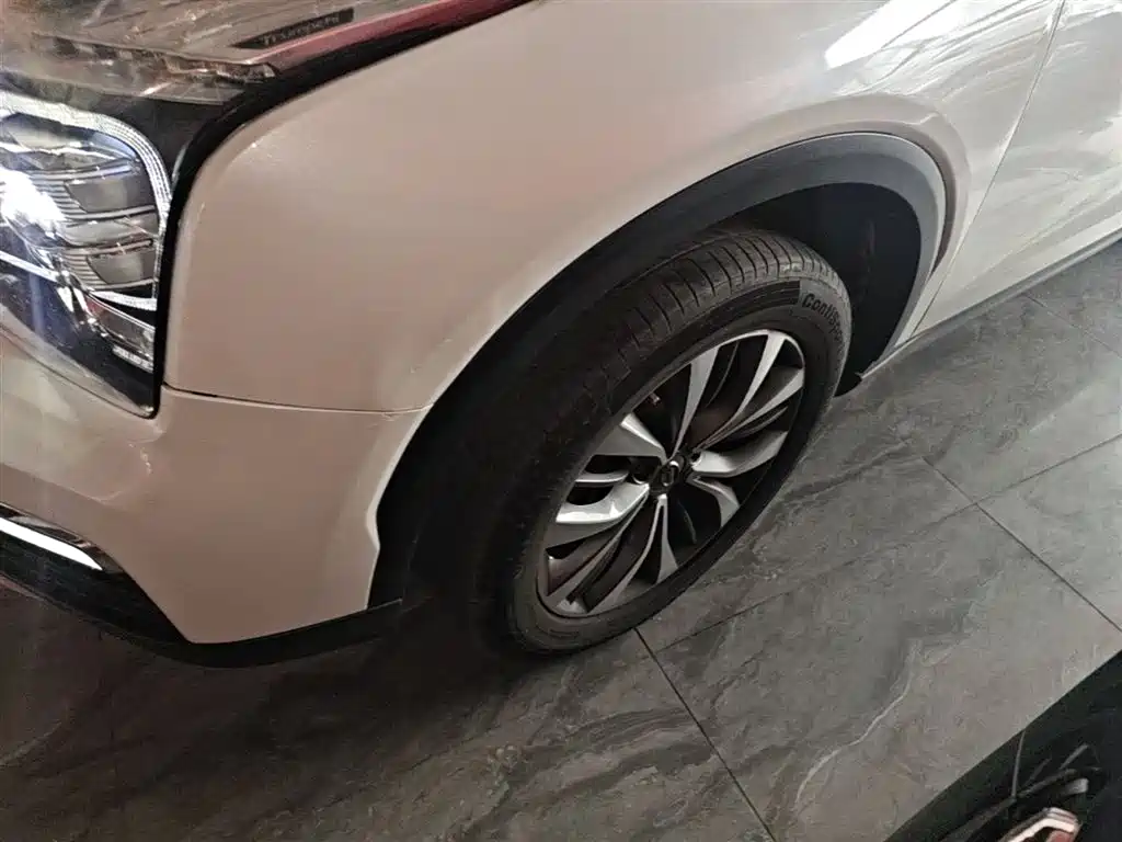 GAC Trumpchi Trumpchi GS8 2017 320T 2WD Luxury Smart Connect (7-seater) фото 23
