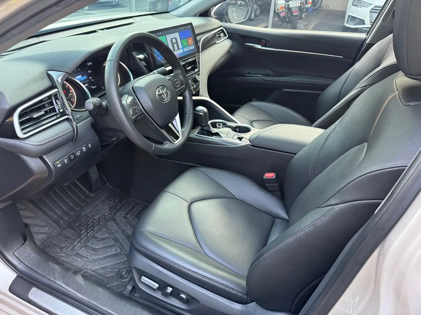 Toyota Camry 2021 2.0G Luxury Edition фото 7